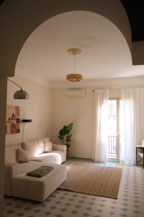 Il Giardino Del Mezzo Arancio Apartment - La Kalsa