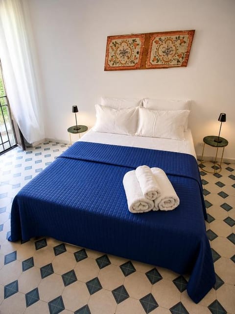 Il Giardino Del Mezzo Arancio Apartment - La Kalsa