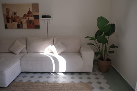 Il Giardino Del Mezzo Arancio Apartment - La Kalsa