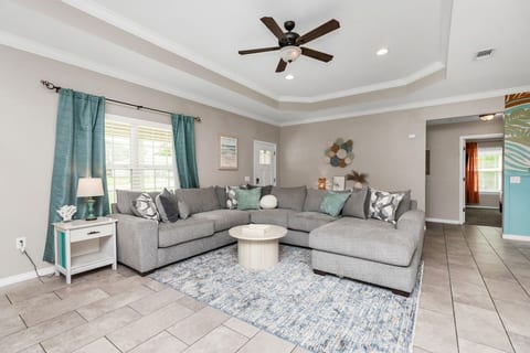 Sea Turtle•Sleeps 10•Heated Pool•Game Room•2 Kings