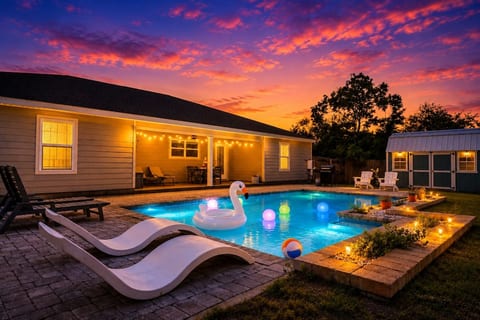 Sea Turtle•Sleeps 10•Heated Pool•Game Room•2 Kings