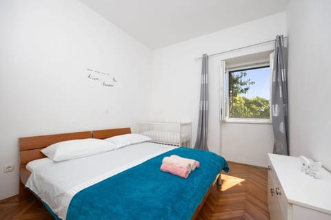 Apartment Family House Mislav - Unit 379033-13