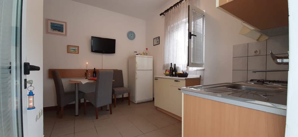 Apartments Andrijana - Unit 379063-13 - Janjina