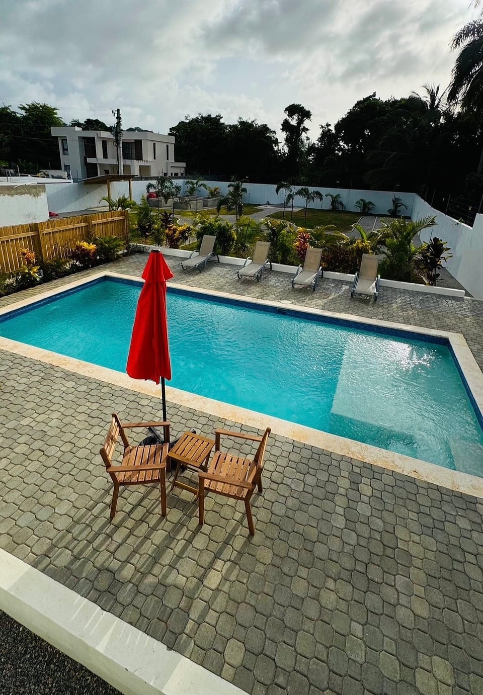 Luxury 3BR Modern Apt. Short Walk to the Beach! image 25