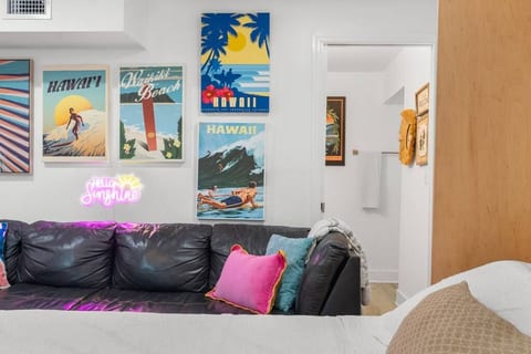 FREE NIGHT! Aloha! Hawaiian surf inspired retreat