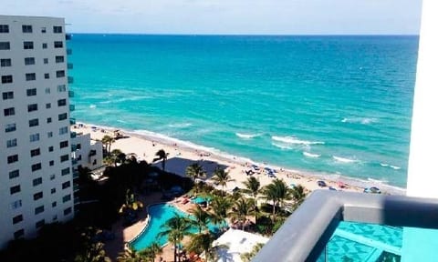 Just listed! beautiful beachfront top floor condo image 1