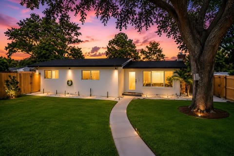 Private pool | Sunset backyard | Four bedrooms