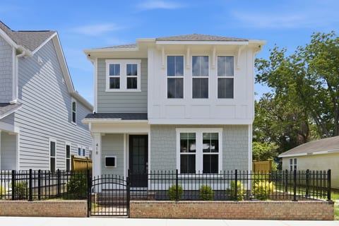 Welcome to Winnimere, a newly built coastal farmhouse in the Historic District of Downtown Wilmington!
