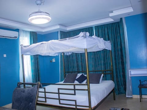 A 3bedroom fully furnished