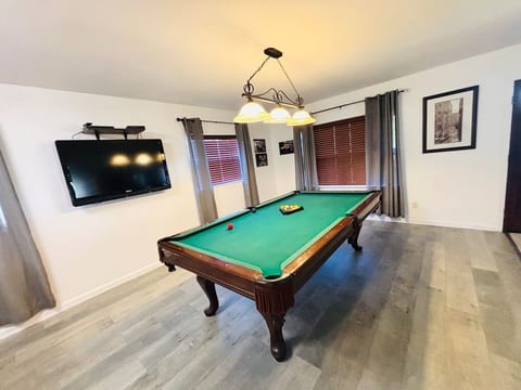 Your Tampa Bay Vacation Entertainment Home image 5