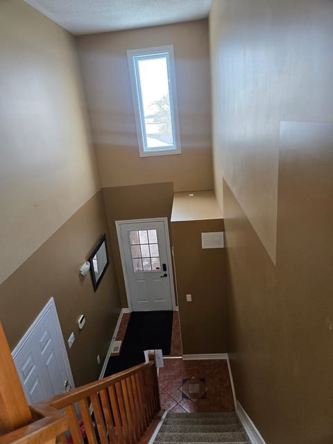 Casa Amigos-Arnprior
3 Bedroom Townhouse w Parking image 5