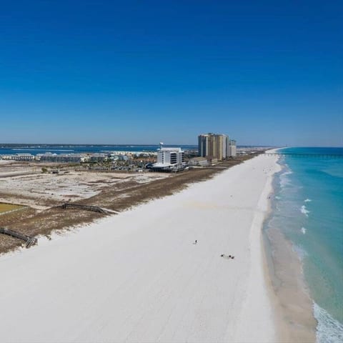 Beachfront Bliss•Navarre Beach•Sleeps 7