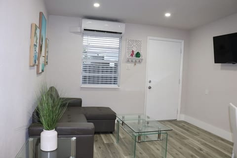 Flamingo Beach House | 2BR Near the Beach