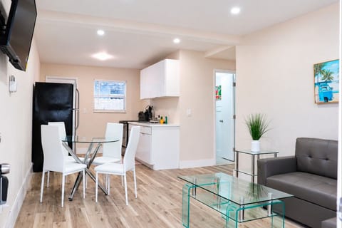 Flamingo Beach House | 2BR Near the Beach