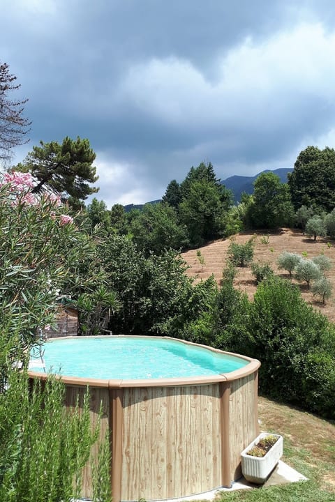 Rustico in schöner ruhigen Lage mit privatem Pool und großem Garten.