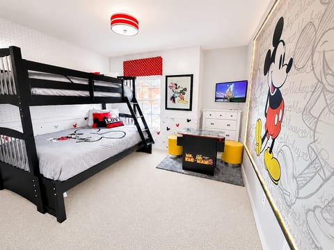 Private Pool + Resort Access • 4BR Near Disney image 2