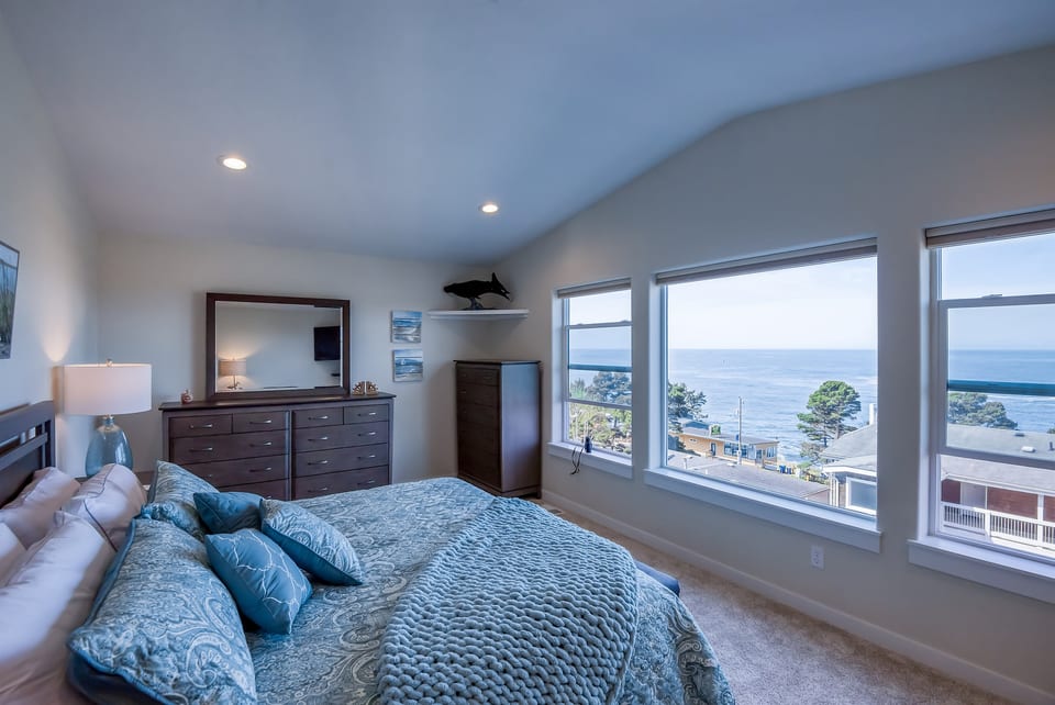 Master Bedroom Wall of Windows