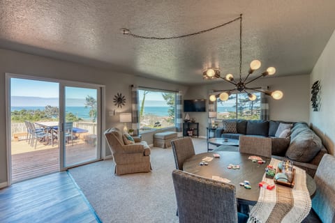 Main Living area with Ocean View