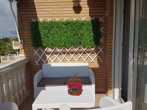 Apartment in front of the beach in Alicante