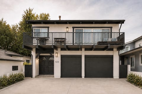 Blue Horizon Beach House