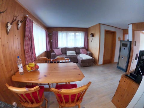 Lisa Appartement/Fewo, Dusche, WC, 2 Schlafräume 3-Zimmerwohnung