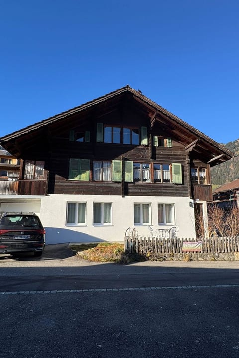 Valley Appartement Appartement/Fewo, Bad, WC, 2 Schlafräume 3 1/2-Zimmerwohnung