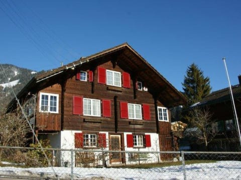 Chalet Reichen Appartement/Fewo, Dusche, WC, 3 Schlafräume 4.5 Zimmerwohnung