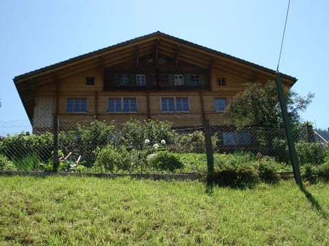 Bauernhaus Uf dr Flue Appartement/Fewo, Bad, WC, 4 oder mehr Schlafräume