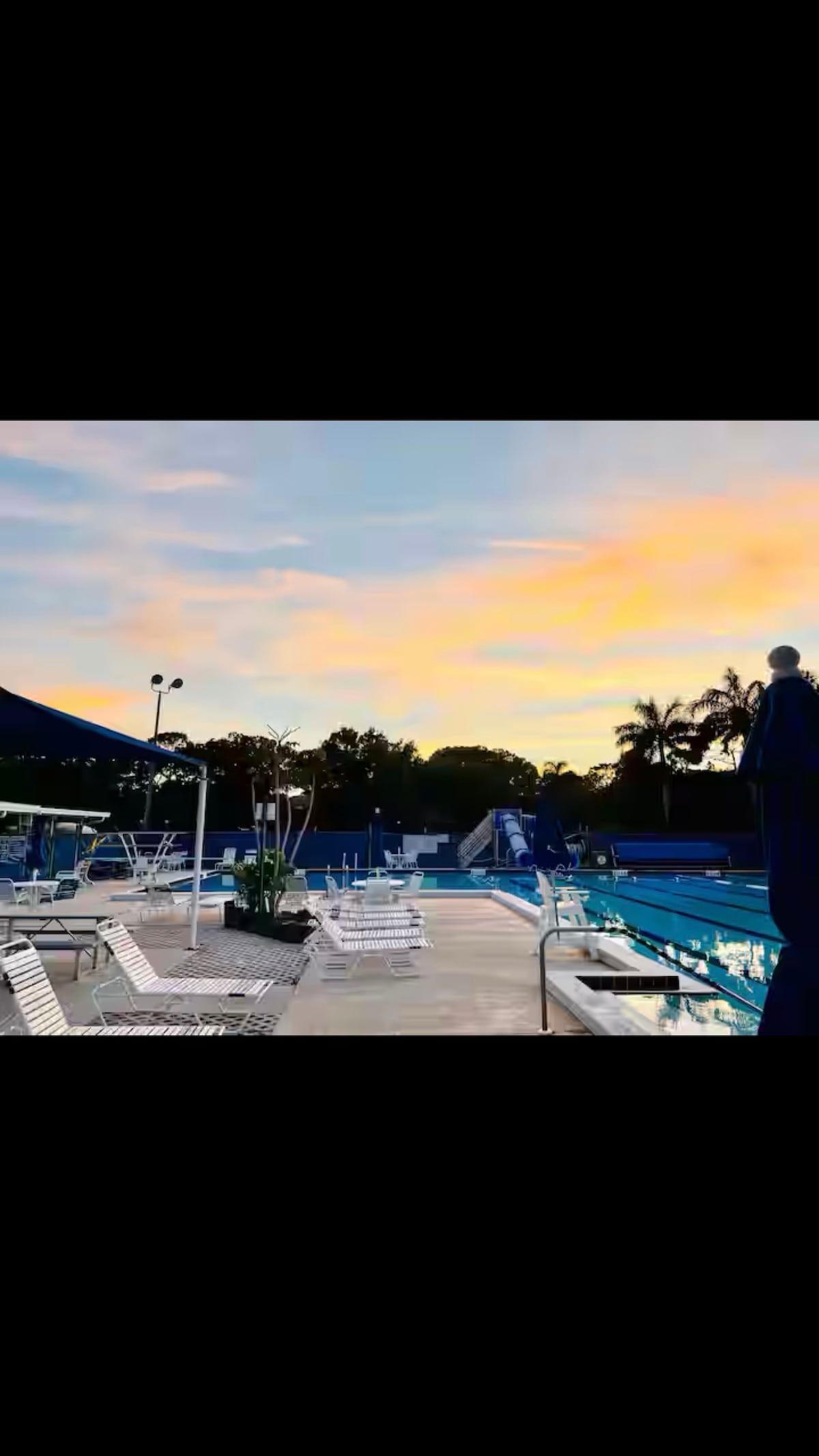 This is another cool pool that is at the center. It has a diving board and water slides
