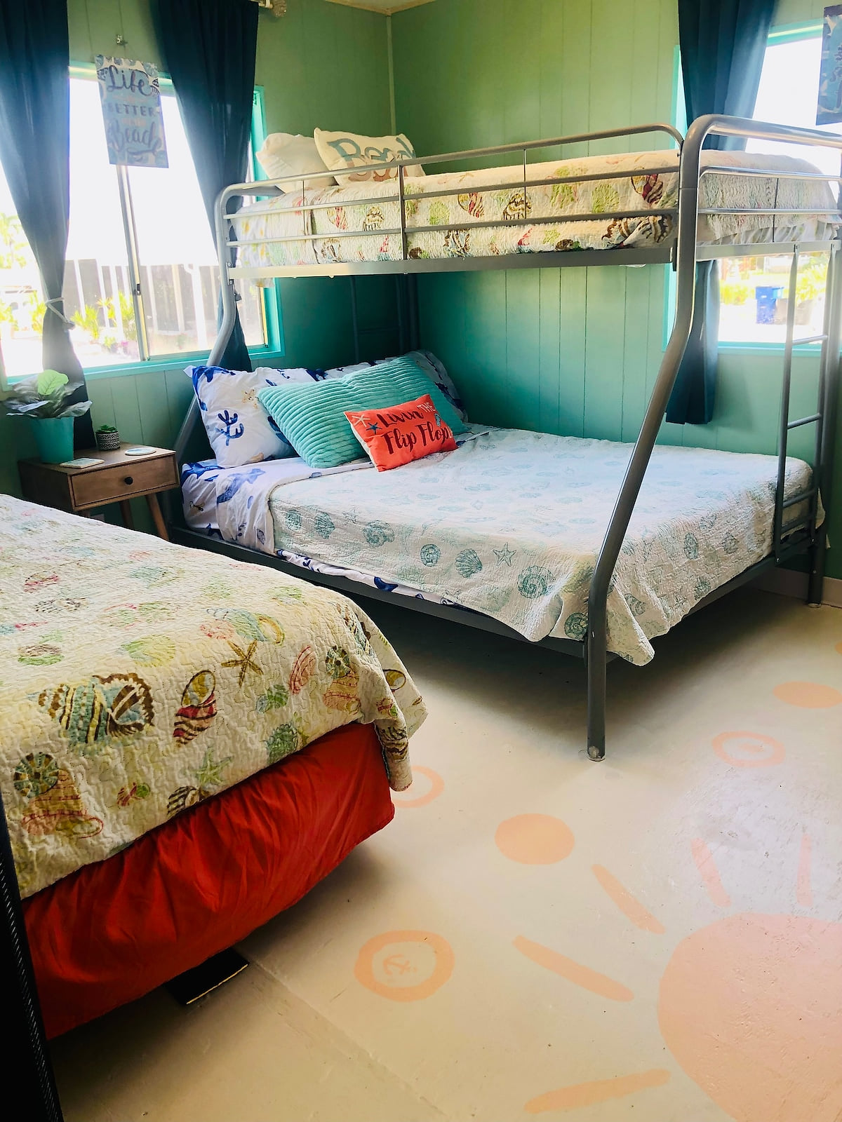 🌴ISLAND TIME! DOCK⚓️POOL🏊🏻‍♀️KAYAKS🛶Boat to Beach🏖 Pets image 83