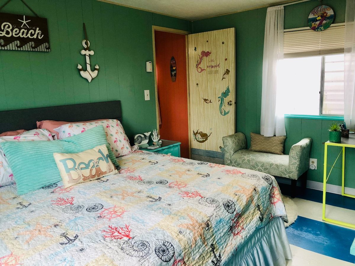 Fun mermaid door