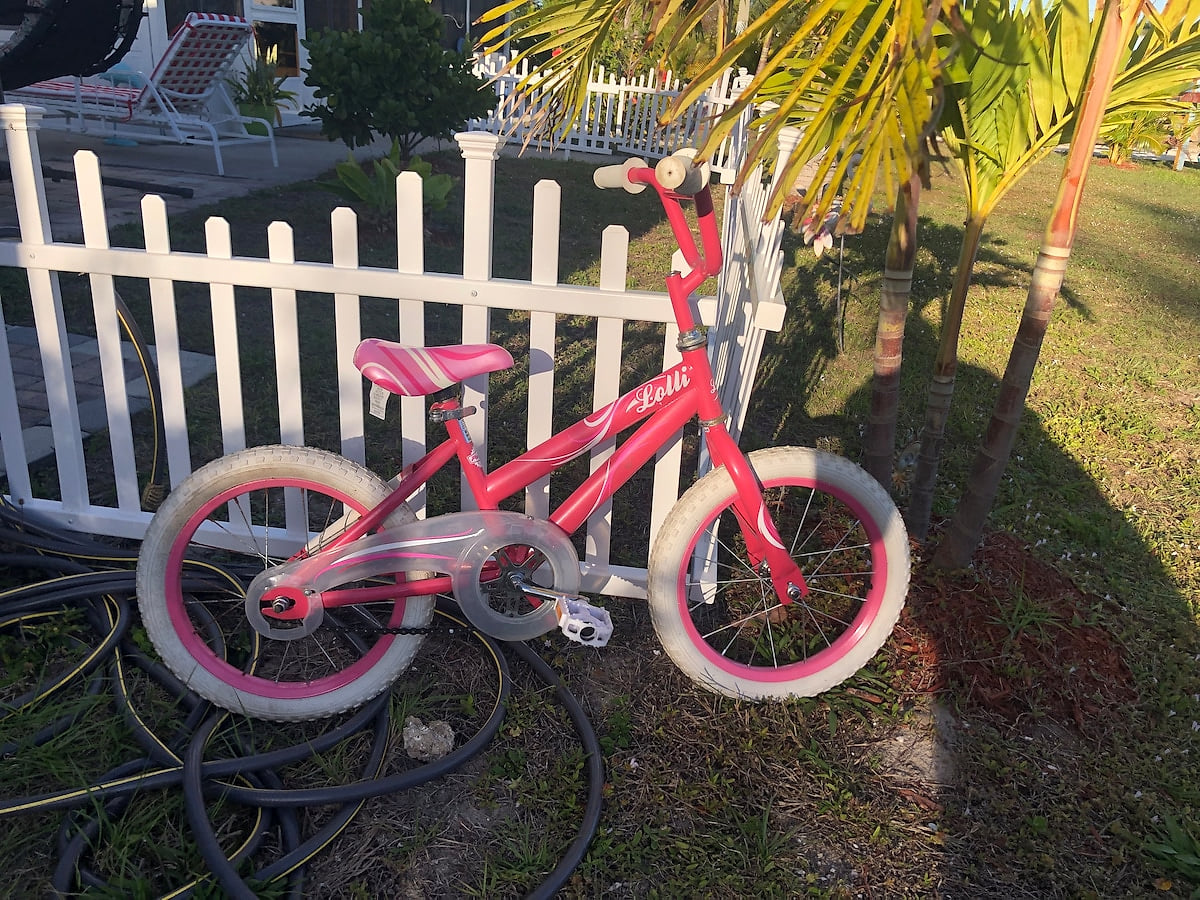 Kids bike offered