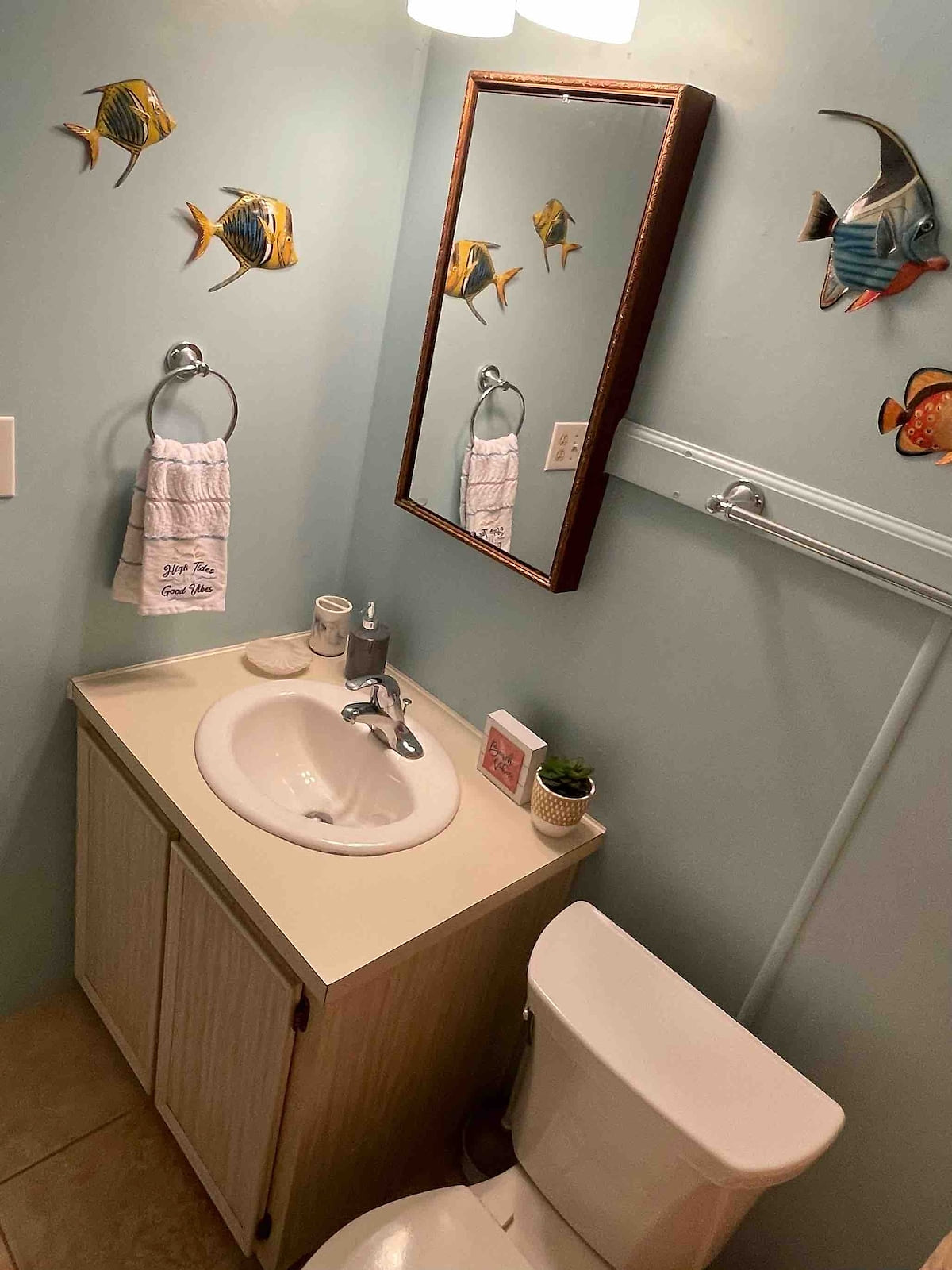2nd guest bathroom