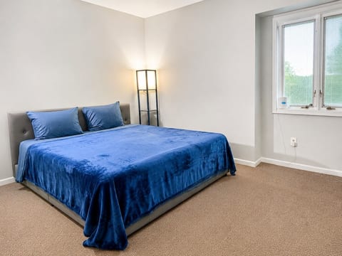 Pocono Lake View Home | Pool & Beach Near Kalahari image 4