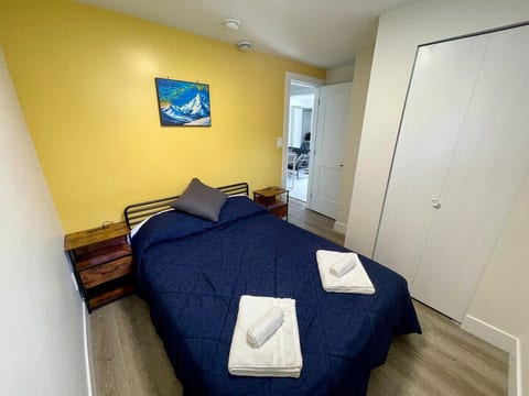 Cozy 2-Bed Suite for Budget Travelers