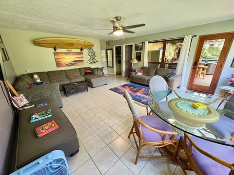 Tropical Getaway! Magical Experience! Come Stay!