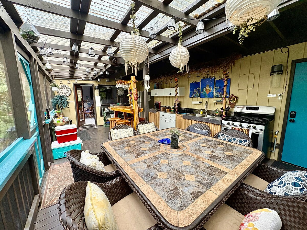 Tropical Getaway! Magical Experience! Come Stay!