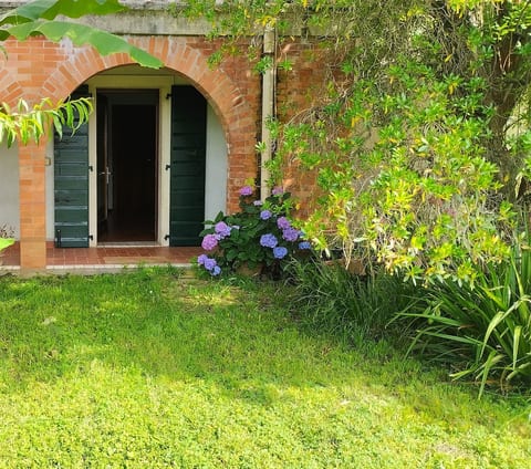 Home for hikers and cyclists. Garden and comfort