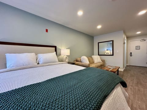 Killington Studio 531: Queen Bed & Queen Sofa