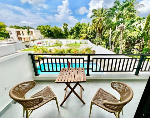Luxury Vibe 1BR Getaway Short Walk to the Beach 2A