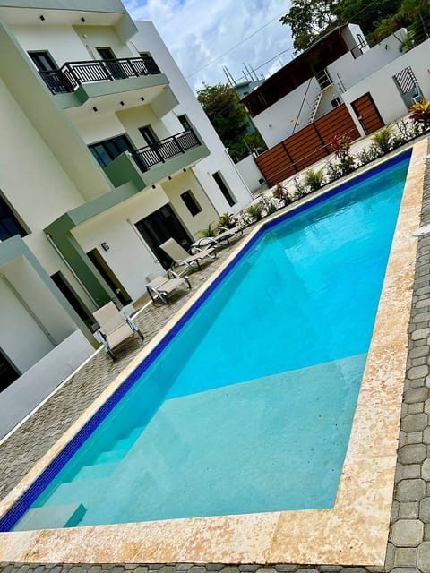 Modern Elegance Brand New 1BR Beachside Retreat 2B