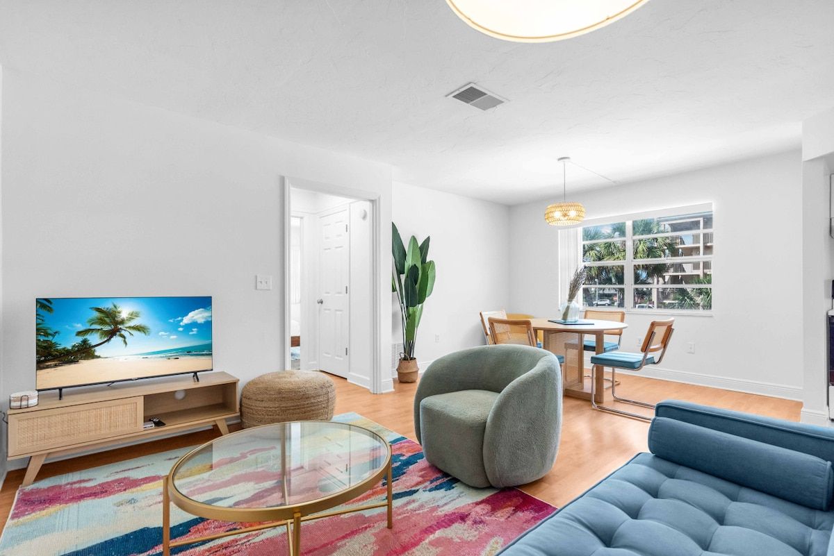 Lido Key Beach Escape | 2 Private Suites
