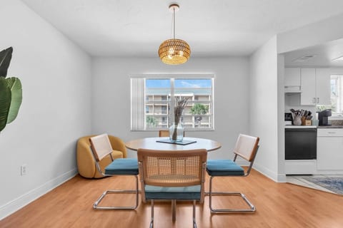 Lido Key Beach Escape | 2 Private Suites