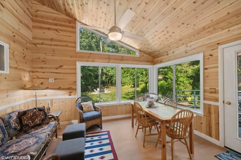 Three Season Room