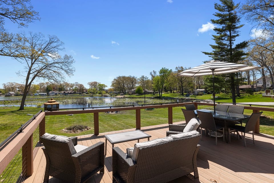 Back deck overlooking the lake