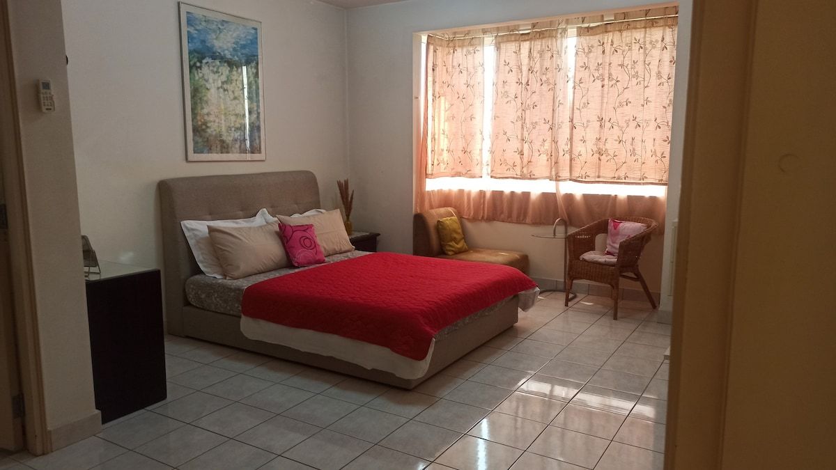Cozy 2br quiet home at vibrant Mt Kiara