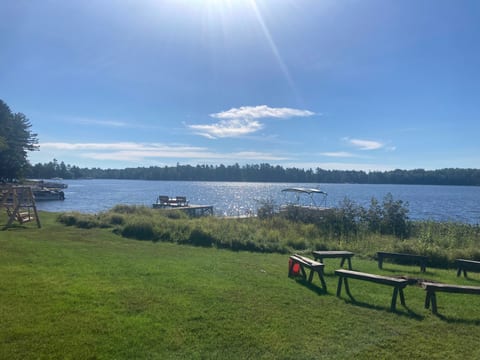 Lake Thompson Beachside Condo