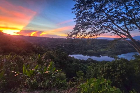 Suchitoto Casa & Beautiful Lake Suchitlan Views