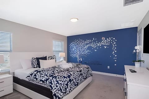 King Bed