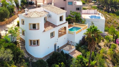 Villa de los Pinos Ibiza vibe